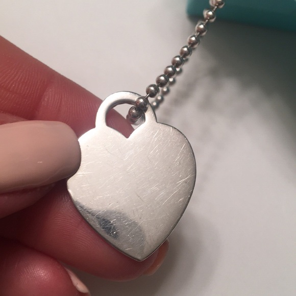 TIFFANY & CO Silver Heart Necklace - Picture 3 of 8